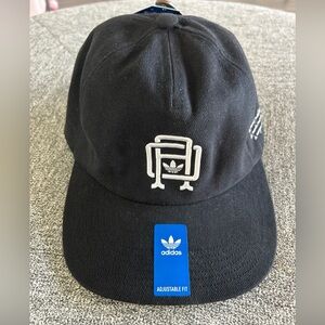 Varsity CREST 5-PANEL HAT Adidas Black- Adjustable Fit- NWT